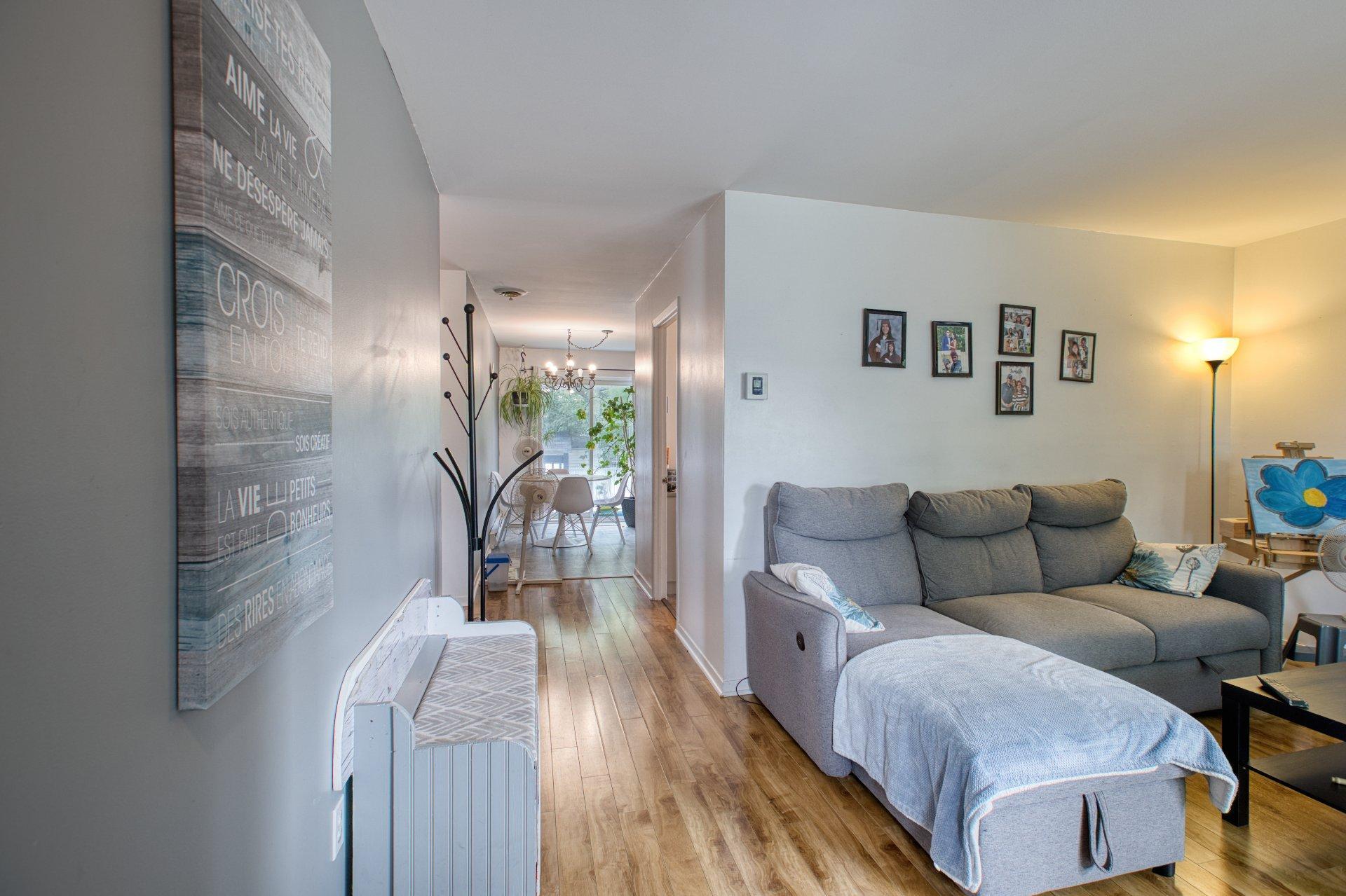 









490

 - 496


Av. du Parc

,
Saint-Jérôme,




QC
J7Z6R5

