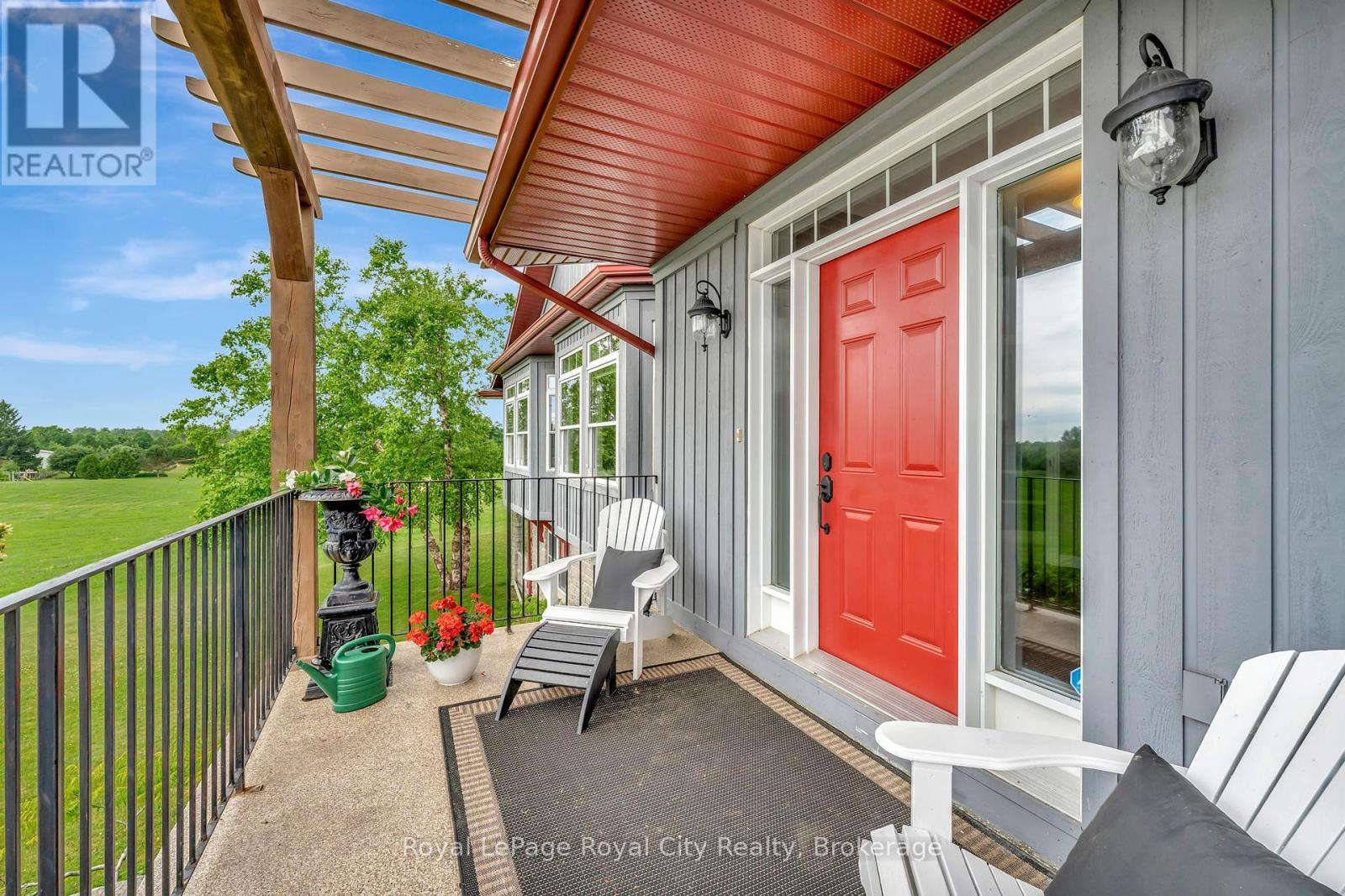












7122 GORE ROAD

,
Puslinch (Crieff/Aikensville/Killean),




Ontario
N0B2J0

