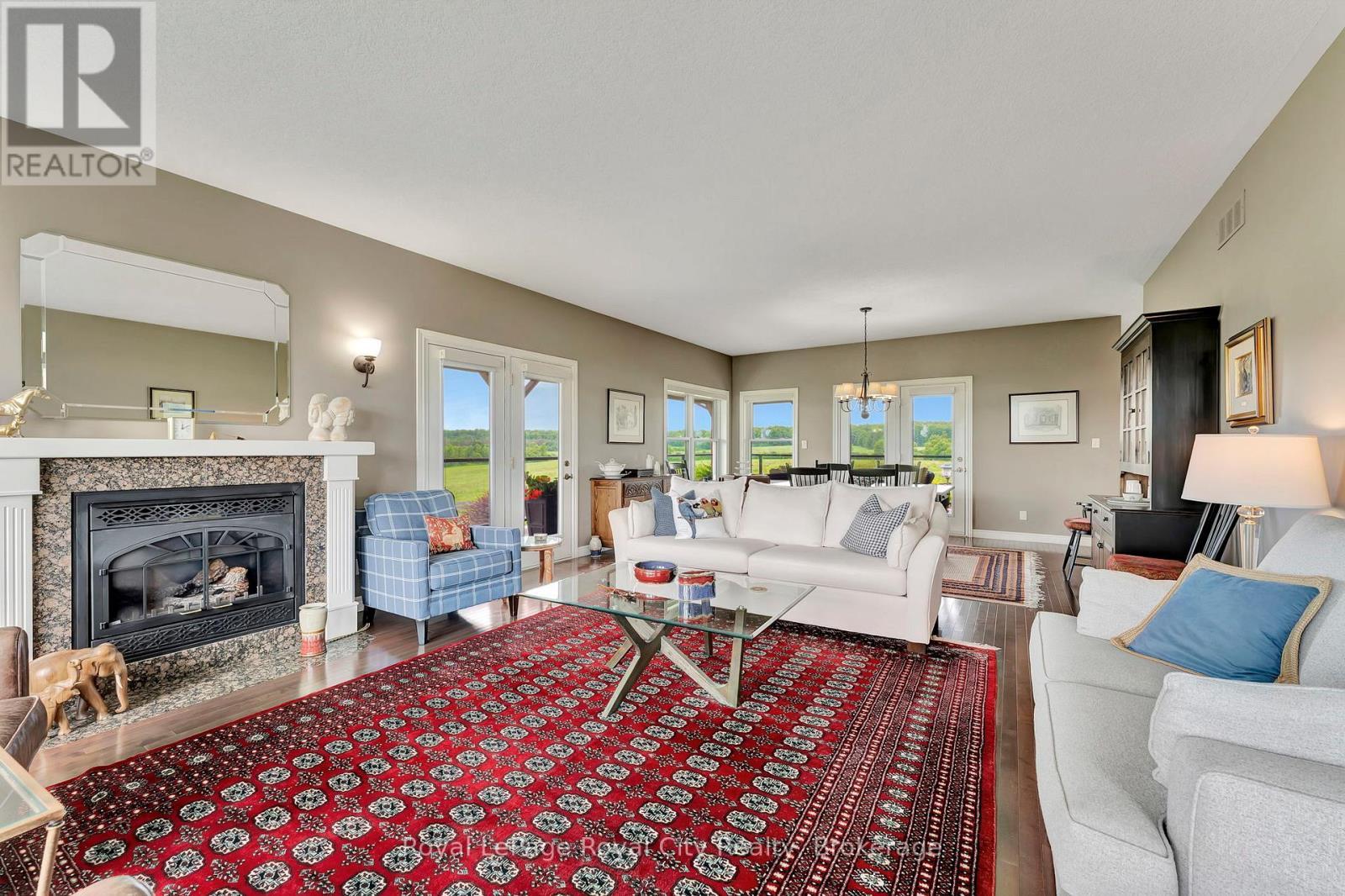 












7122 GORE ROAD

,
Puslinch (Crieff/Aikensville/Killean),




Ontario
N0B2J0

