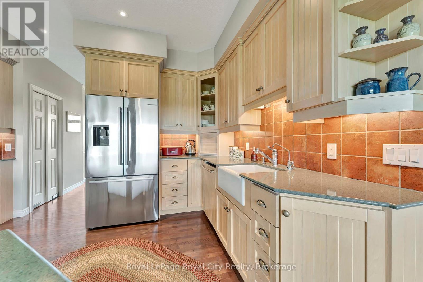 












7122 GORE ROAD

,
Puslinch (Crieff/Aikensville/Killean),




Ontario
N0B2J0

