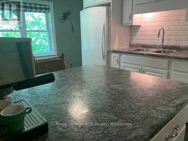 












164 EDWARD STREET

,
Saugeen Shores,




Ontario
N0H2L0

