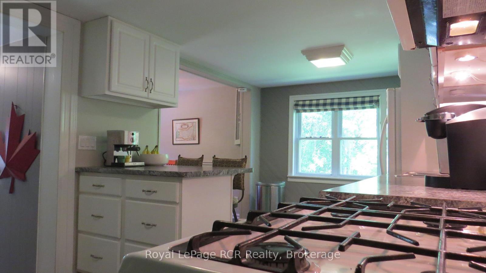 












164 EDWARD STREET

,
Saugeen Shores,




Ontario
N0H2L0

