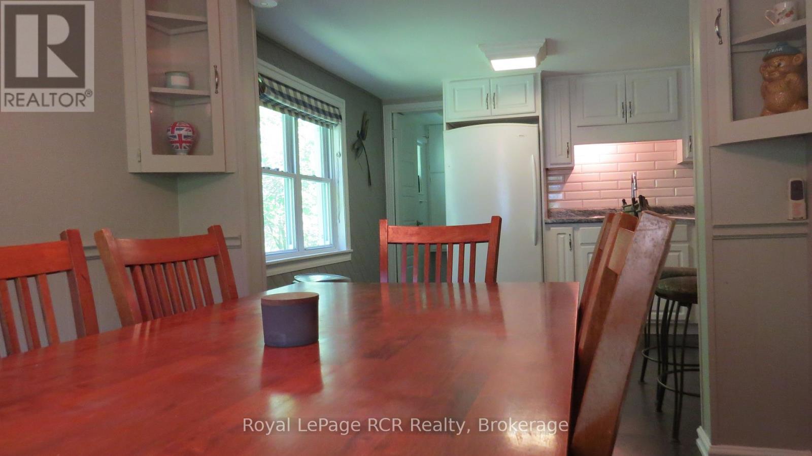 












164 EDWARD STREET

,
Saugeen Shores,




Ontario
N0H2L0

