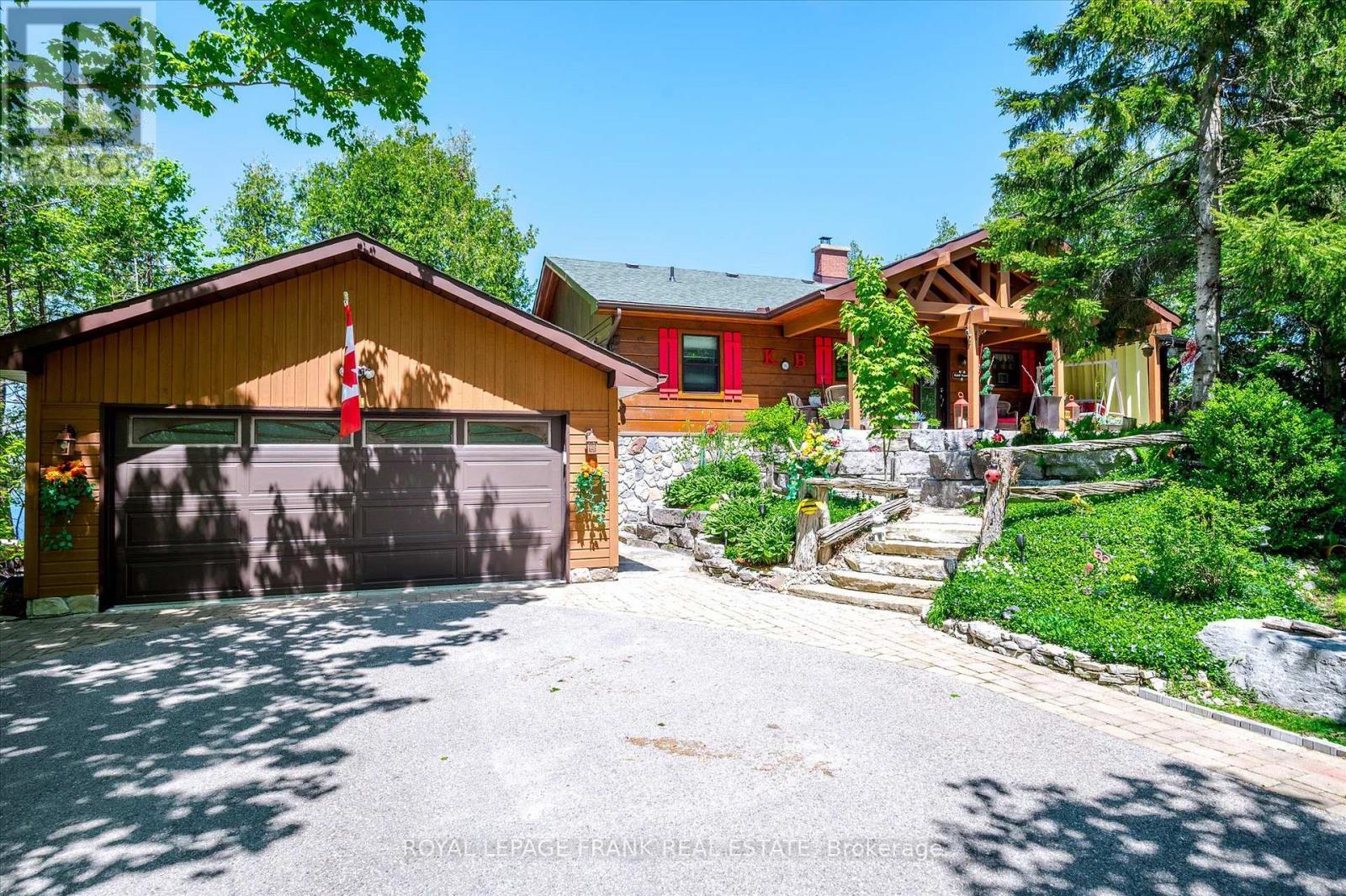 












124 FIRE ROUTE 66

,
Trent Lakes,




Ontario
K0L2J0

