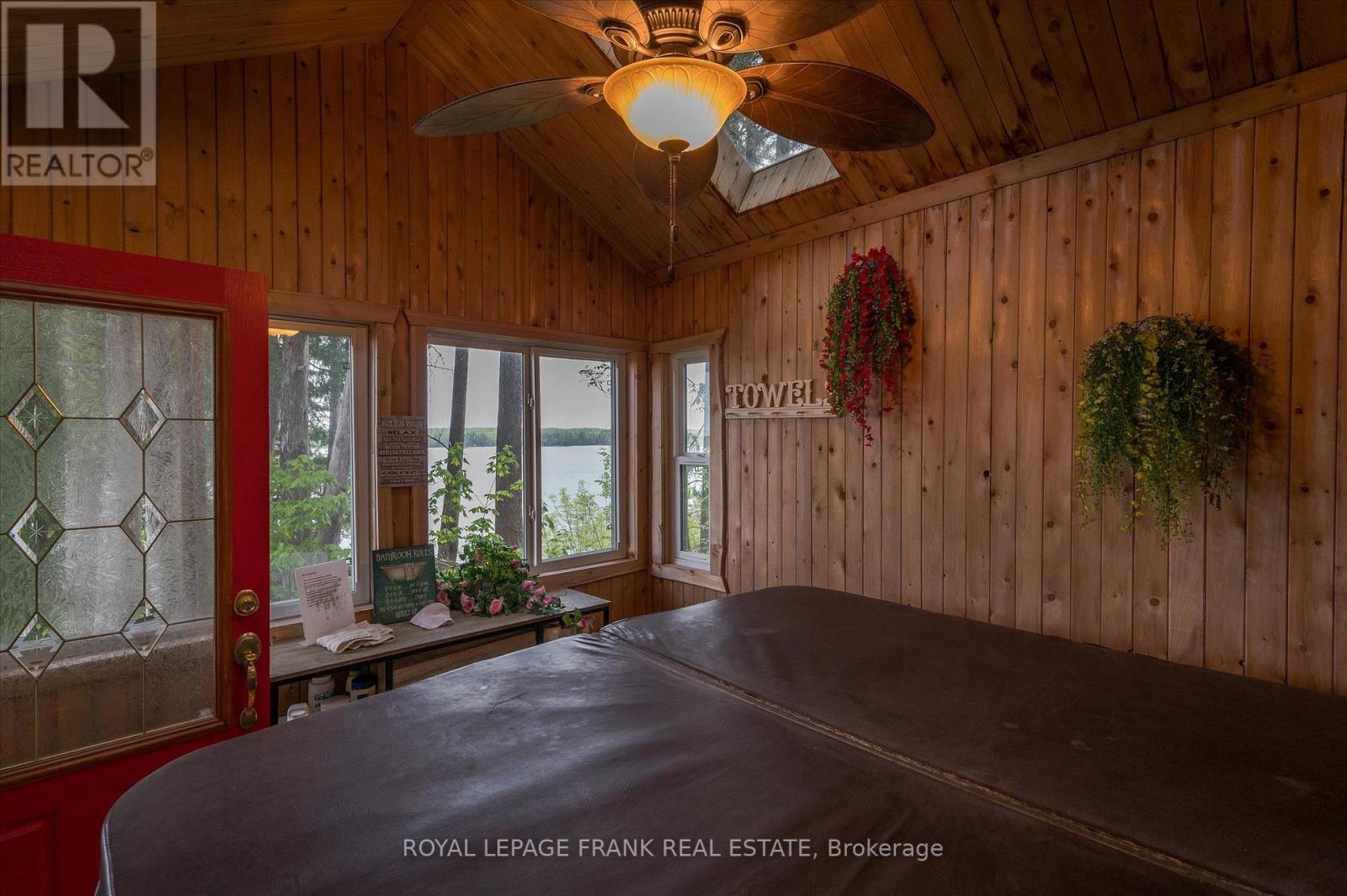 












124 FIRE ROUTE 66

,
Trent Lakes,




Ontario
K0L2J0

