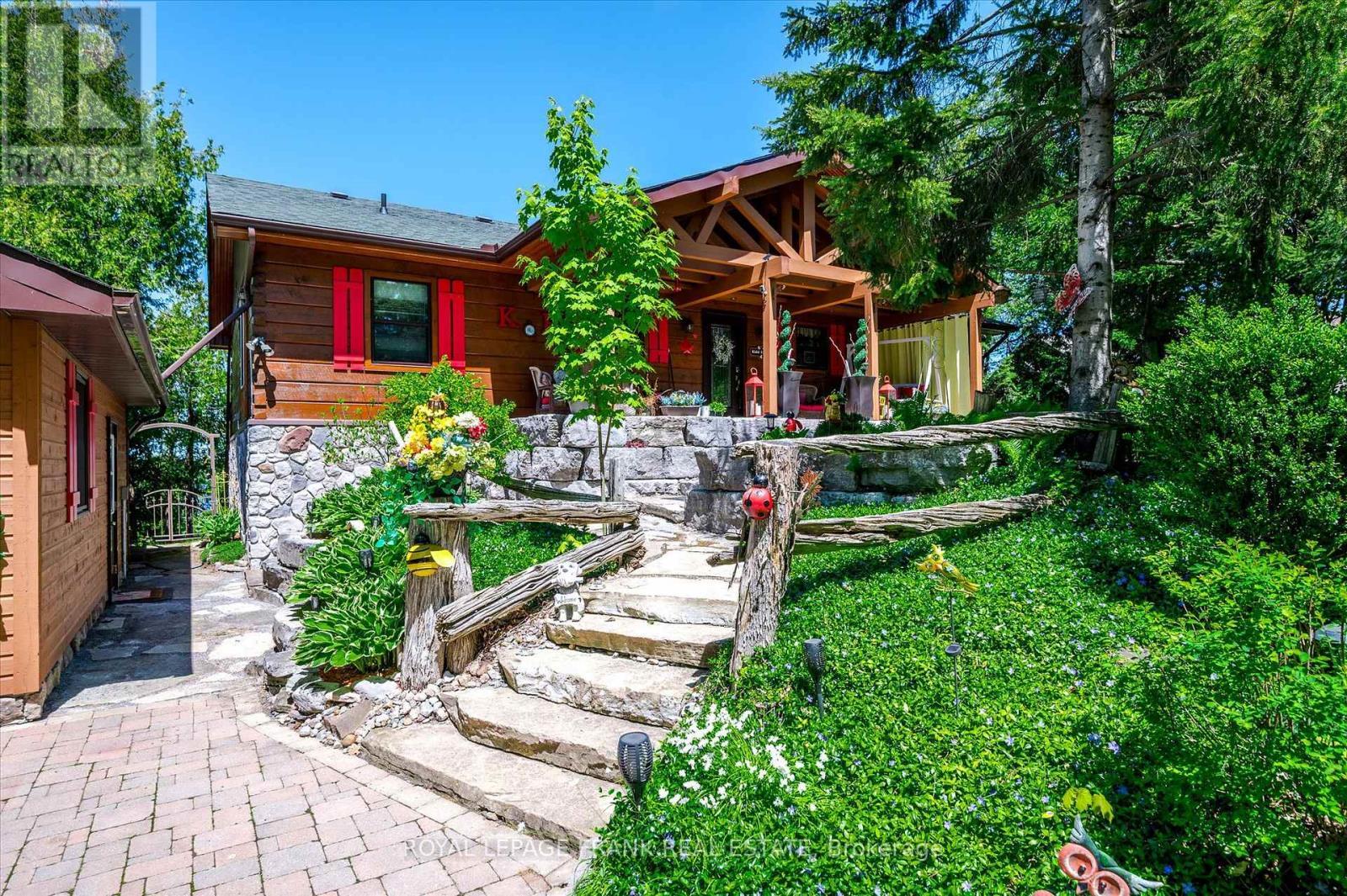 












124 FIRE ROUTE 66

,
Trent Lakes,




Ontario
K0L2J0

