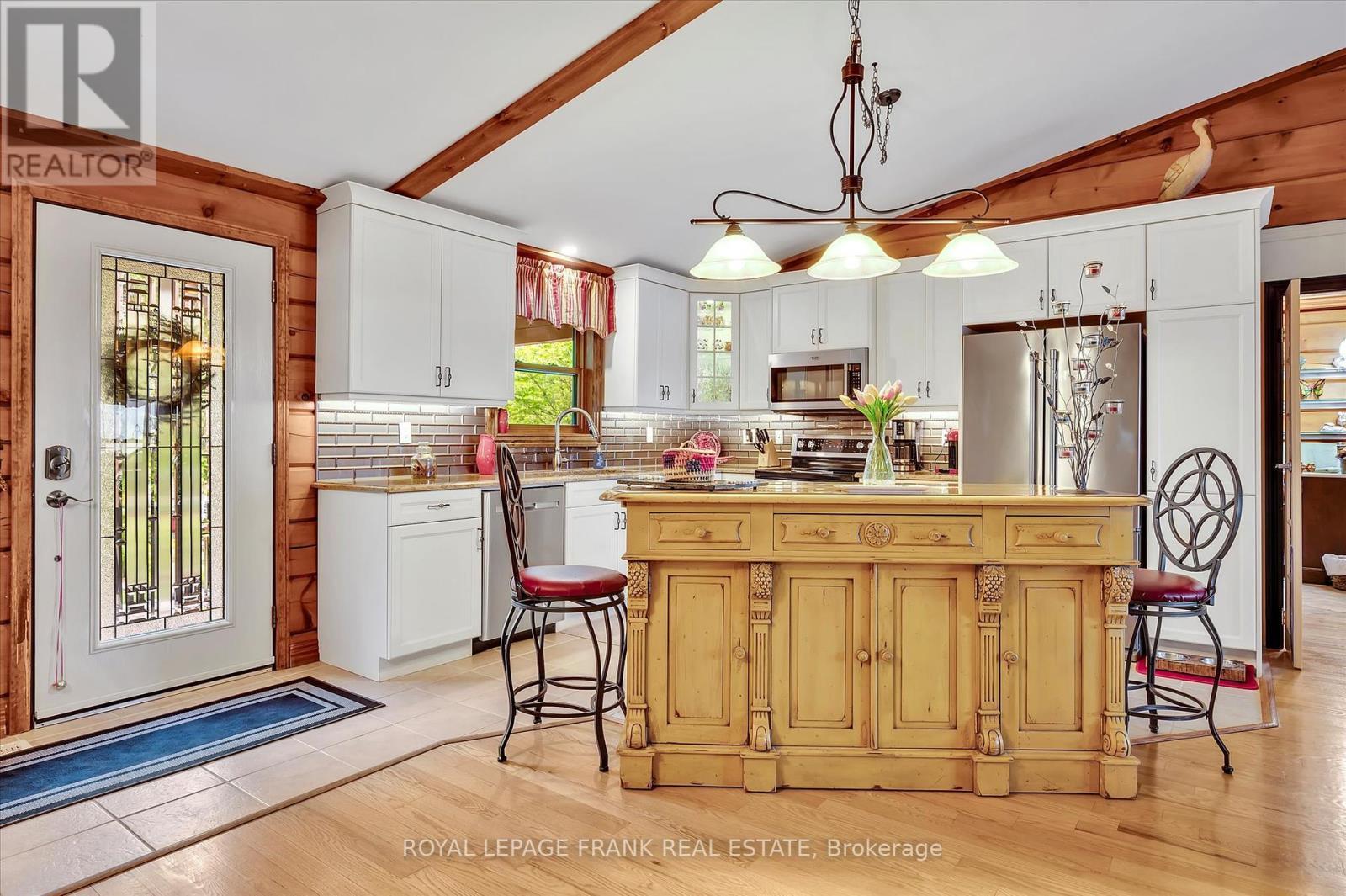 












124 FIRE ROUTE 66

,
Trent Lakes,




Ontario
K0L2J0

