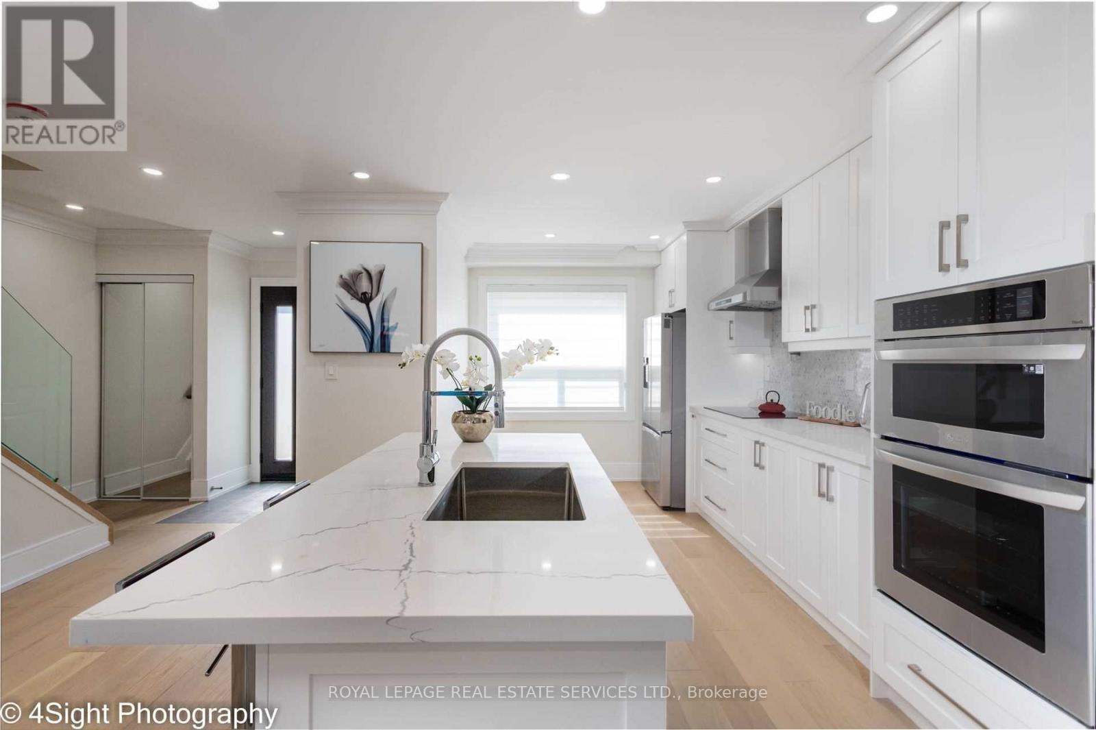 












47 - 1055 SHAWNMARR ROAD

,
Mississauga,




Ontario
L5H3V2

