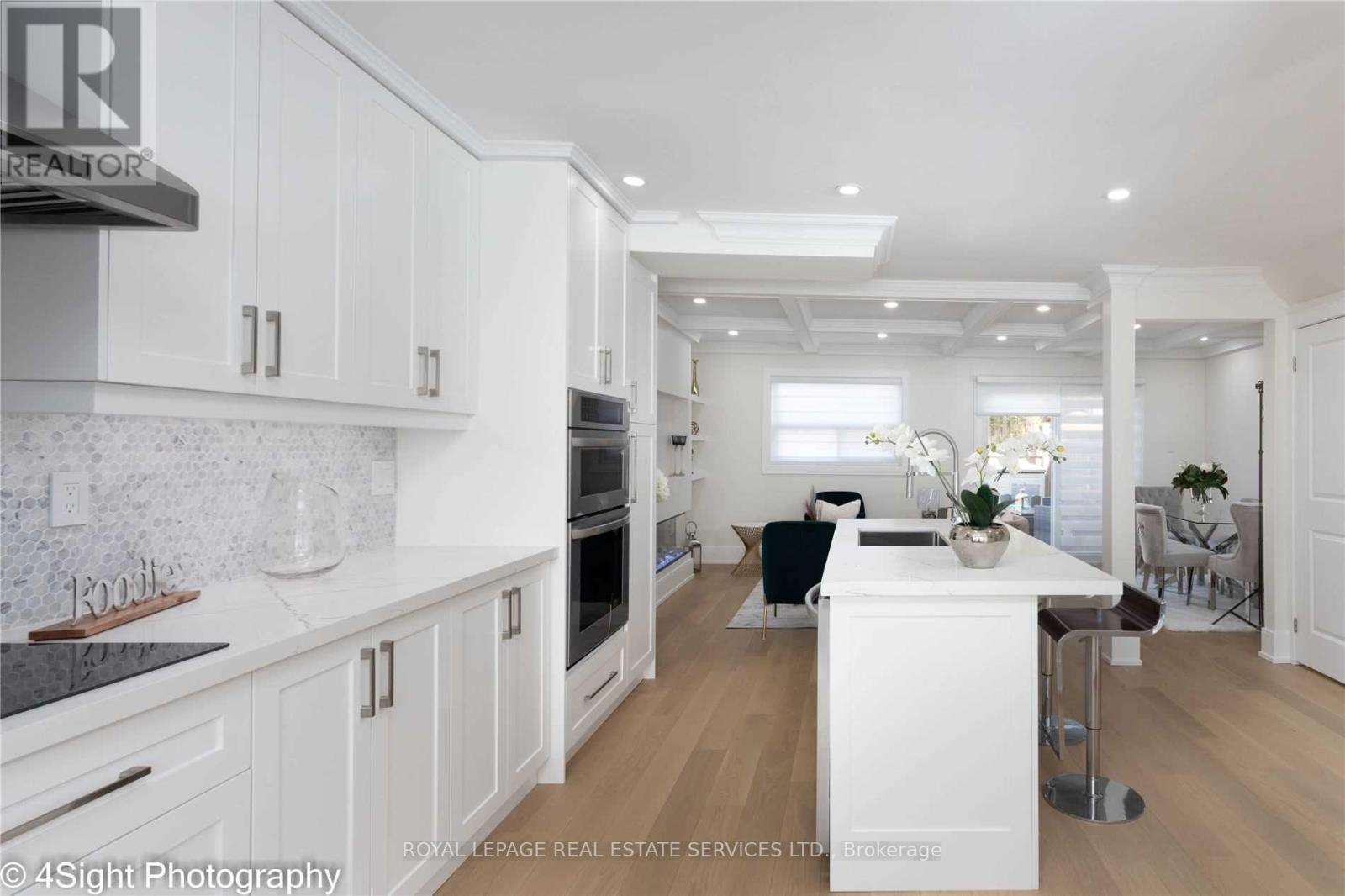 












47 - 1055 SHAWNMARR ROAD

,
Mississauga,




Ontario
L5H3V2

