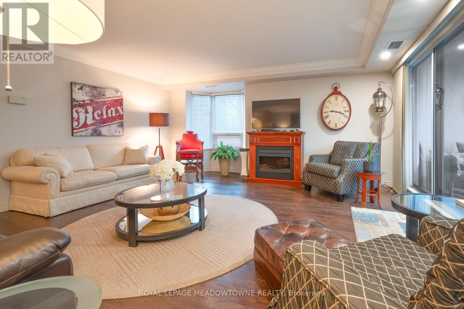 












304 - 1272 ONTARIO STREET

,
Burlington,




Ontario
L7S2L8

