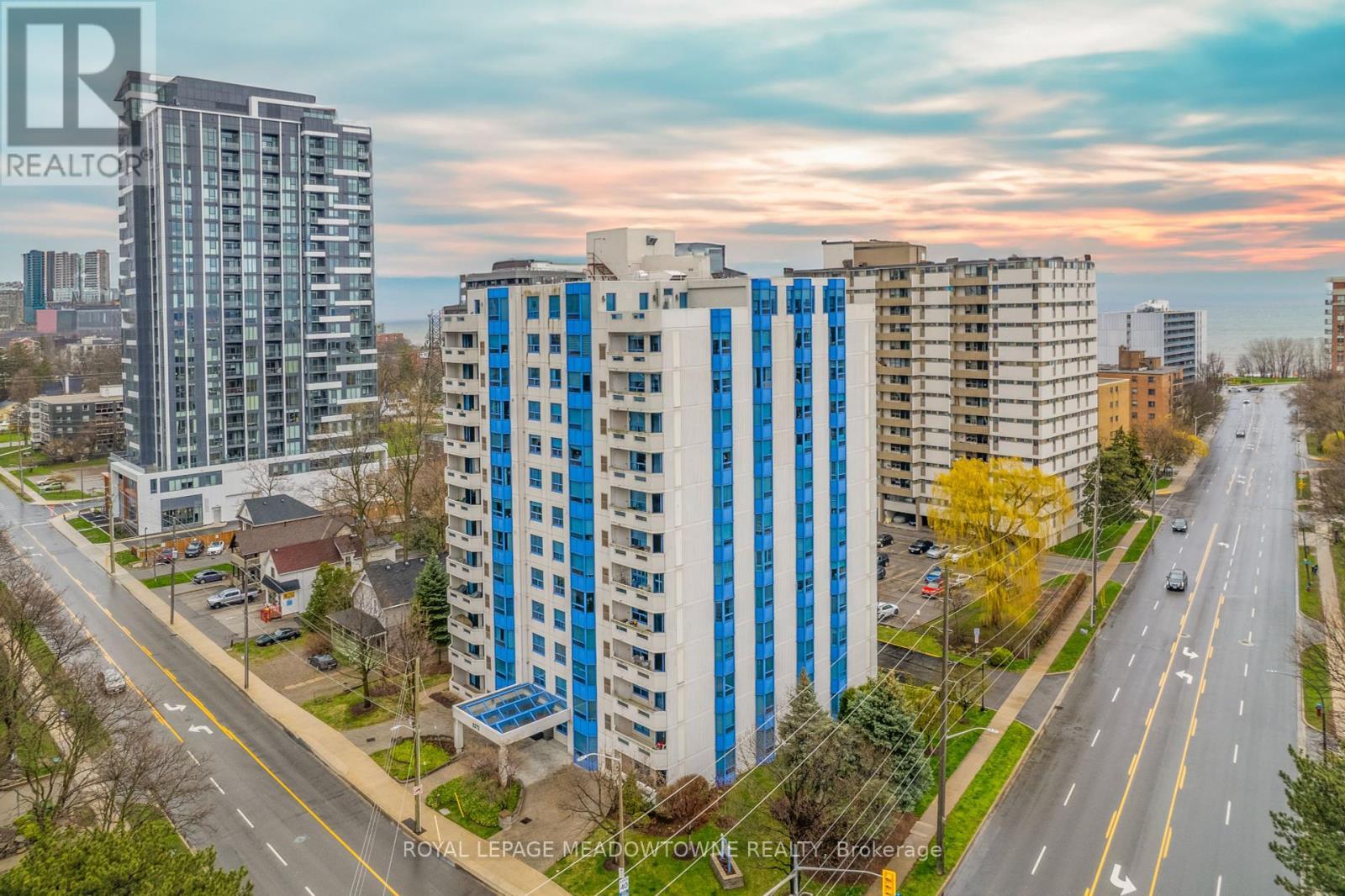 












304 - 1272 ONTARIO STREET

,
Burlington,




Ontario
L7S2L8

