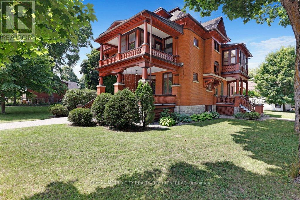 












154 QUARRY AVENUE

,
Renfrew,




Ontario
K7V2W4

