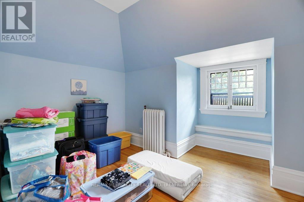 












154 QUARRY AVENUE

,
Renfrew,




Ontario
K7V2W4

