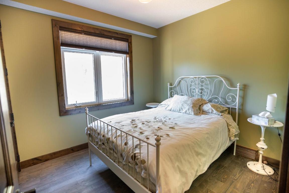 









6320


Robert

Road,
Jaffray,




BC
V0B 1T0

