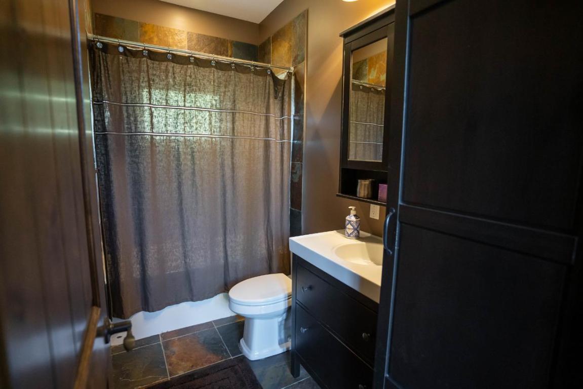 









6320


Robert

Road,
Jaffray,




BC
V0B 1T0

