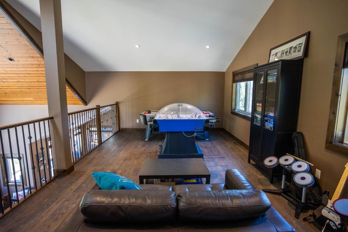 









6320


Robert

Road,
Jaffray,




BC
V0B 1T0

