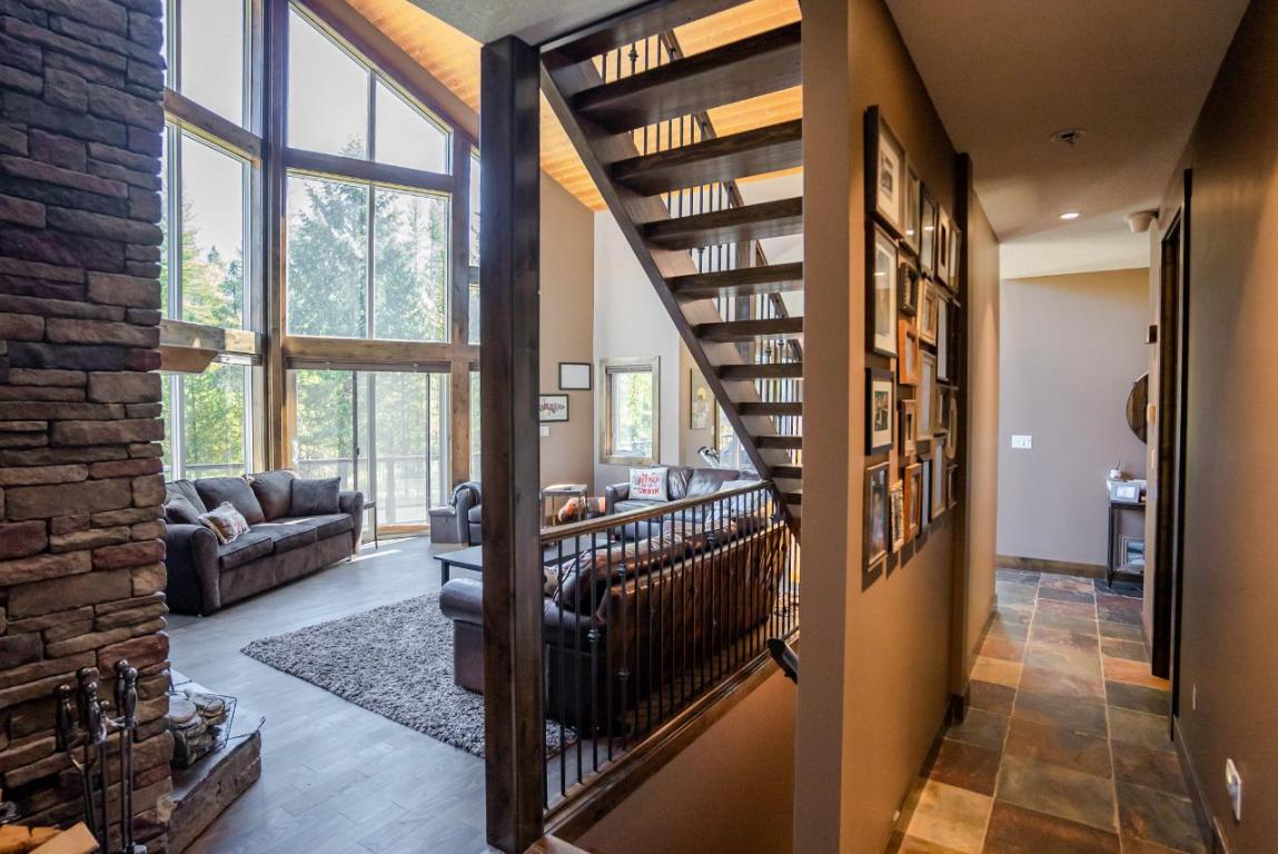 









6320


Robert

Road,
Jaffray,




BC
V0B 1T0

