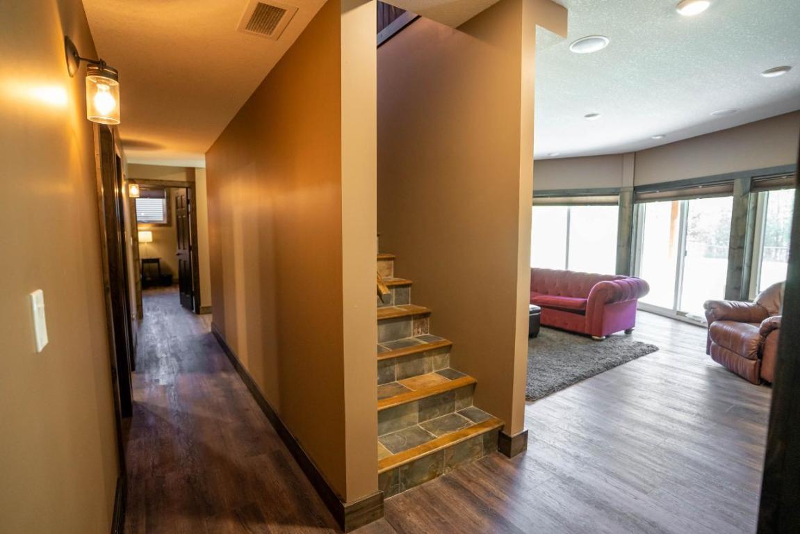 









6320


Robert

Road,
Jaffray,




BC
V0B 1T0

