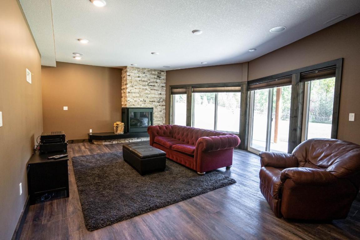 









6320


Robert

Road,
Jaffray,




BC
V0B 1T0

