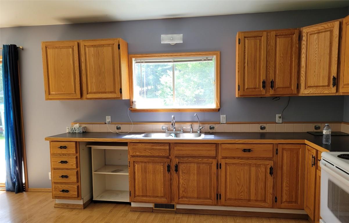 









6780


Mead

Road,
Jaffray,




BC
V0B 1T0

