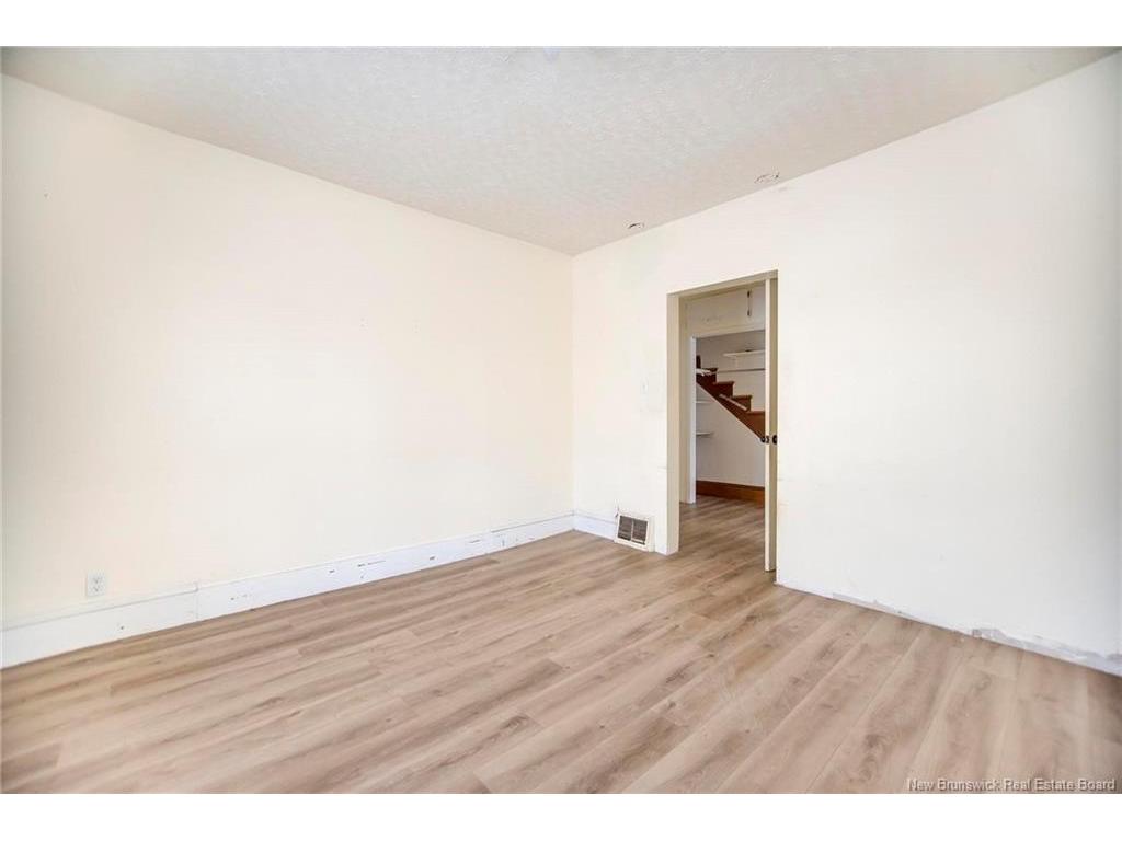 









326


La Vallee

,
Memramcook,




NB
E4K 3E3

