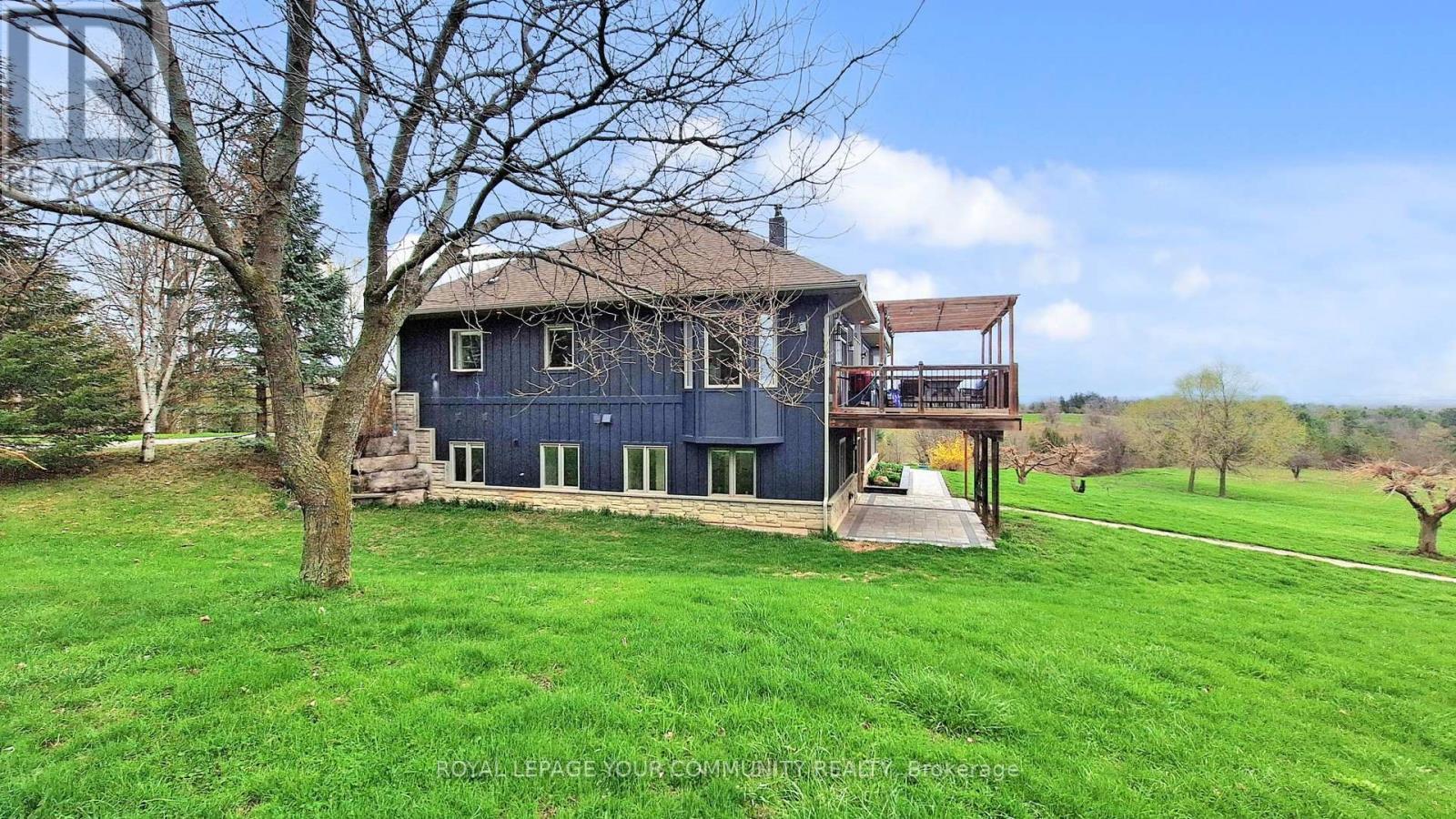 












4499 SIDEROAD 15 SIDE ROAD

,
New Tecumseth,




Ontario
L0L1L0

