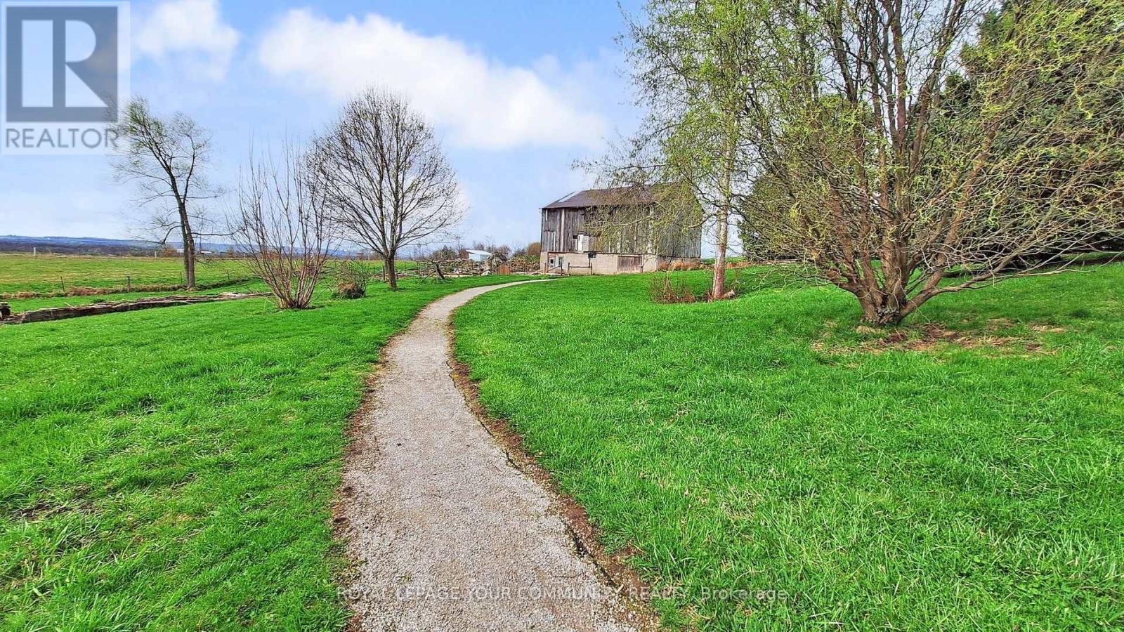












4499 SIDEROAD 15 SIDE ROAD

,
New Tecumseth,




Ontario
L0L1L0

