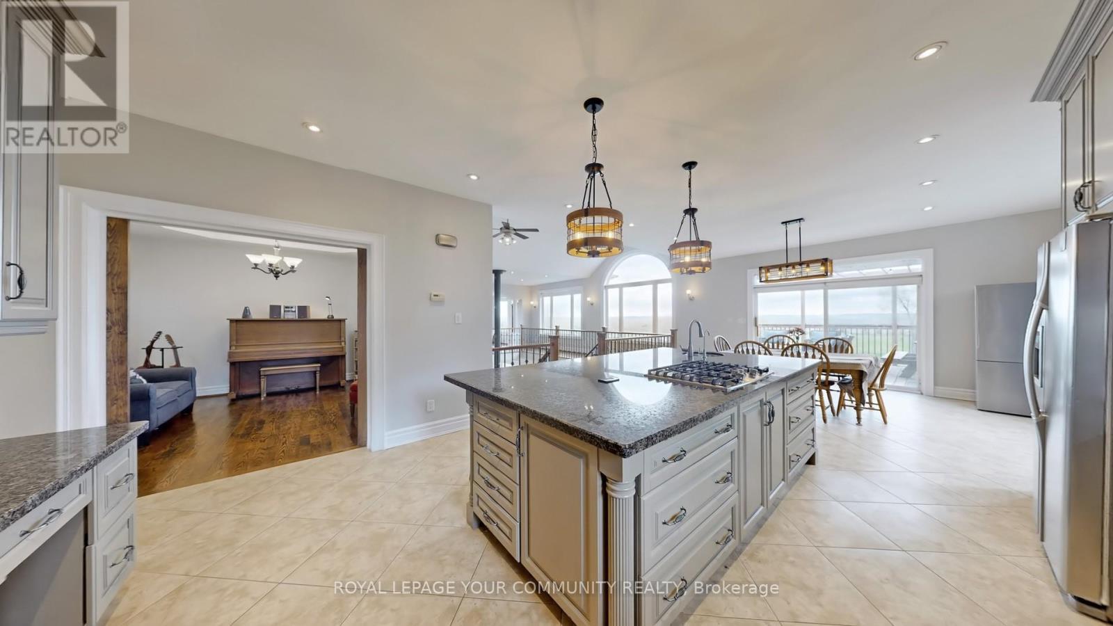 












4499 SIDEROAD 15 SIDE ROAD

,
New Tecumseth,




Ontario
L0L1L0

