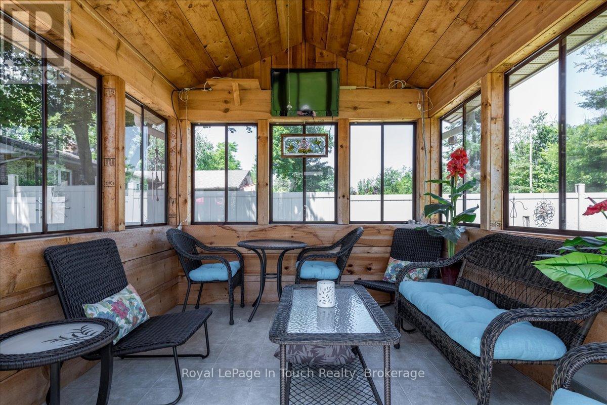 












14 MAPLEGATE ROAD

,
Tiny (Wyevale),




Ontario
L0L2T0

