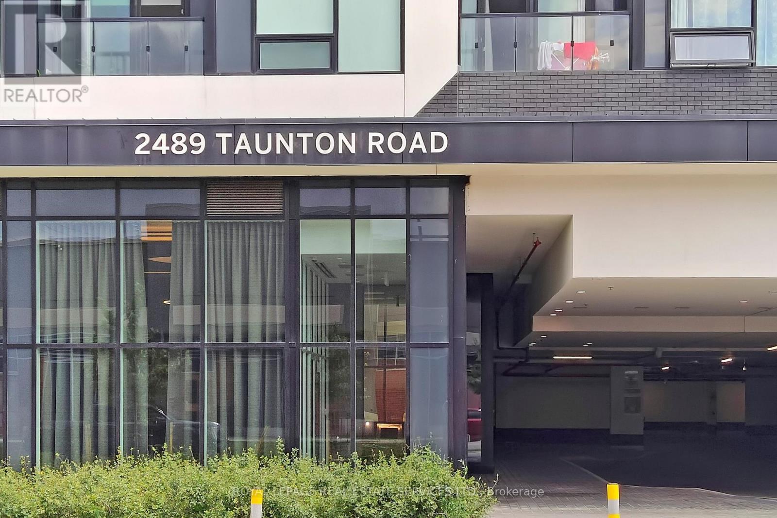 












1117 - 2489 TAUNTON ROAD

,
Oakville,




Ontario
L6H3R9


