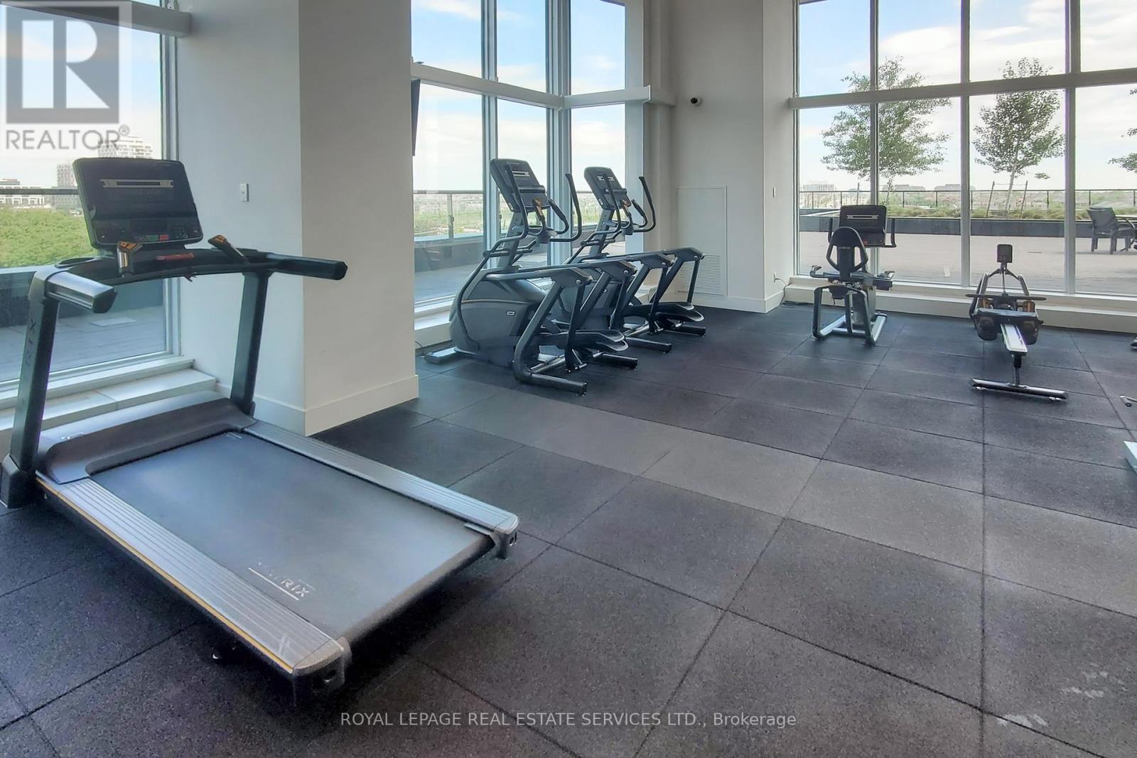 












1117 - 2489 TAUNTON ROAD

,
Oakville,




Ontario
L6H3R9

