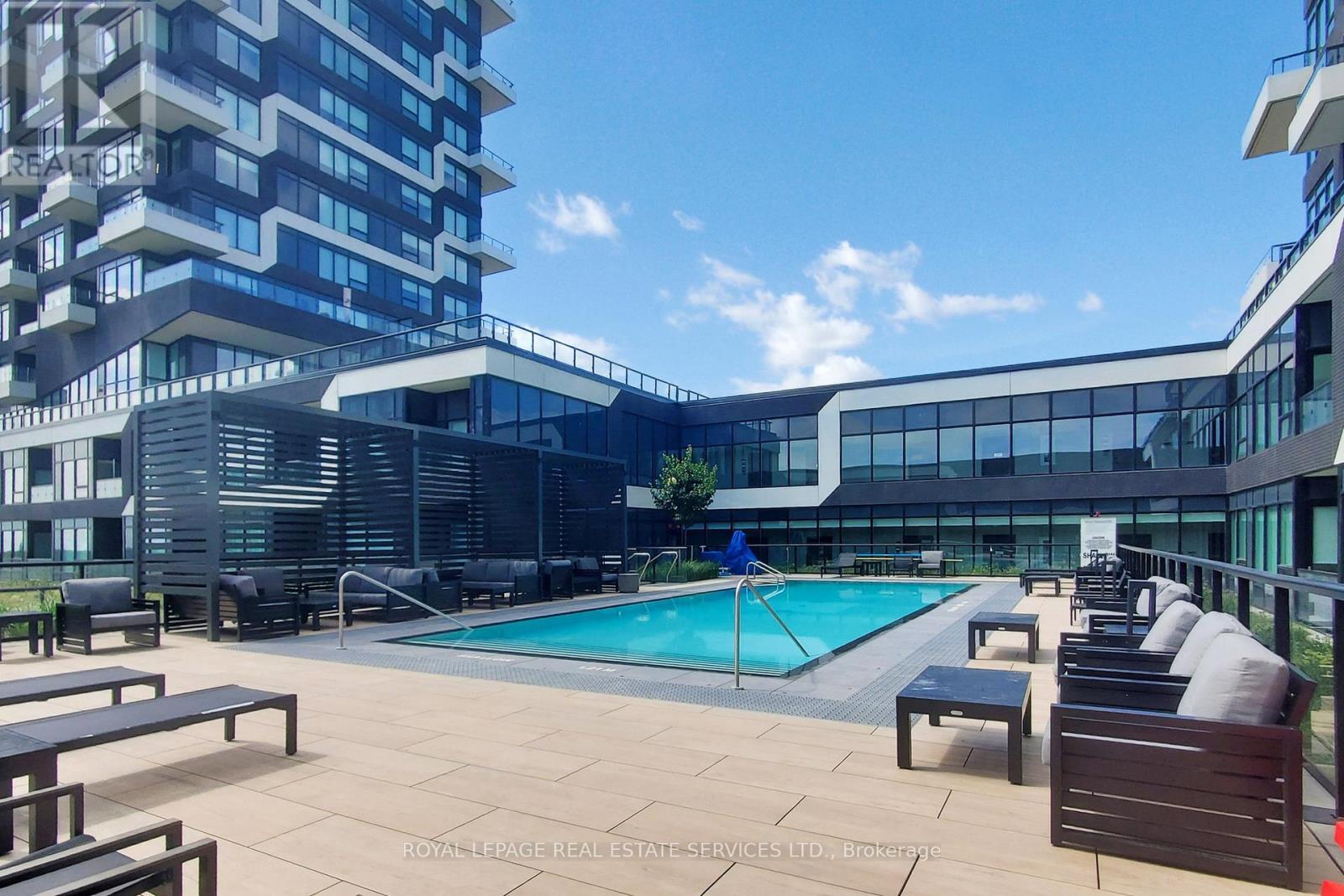 












1117 - 2489 TAUNTON ROAD

,
Oakville,




Ontario
L6H3R9

