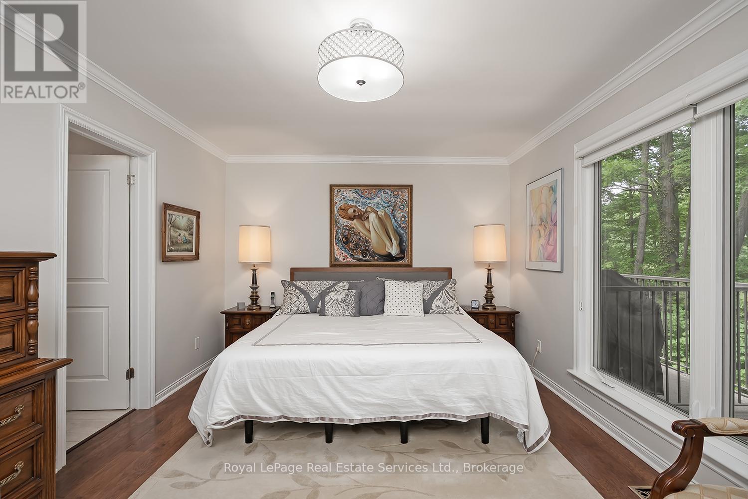 












1933 FOUR SEASONS DRIVE

,
Burlington (Tyandaga),




Ontario
L7P2Y3

