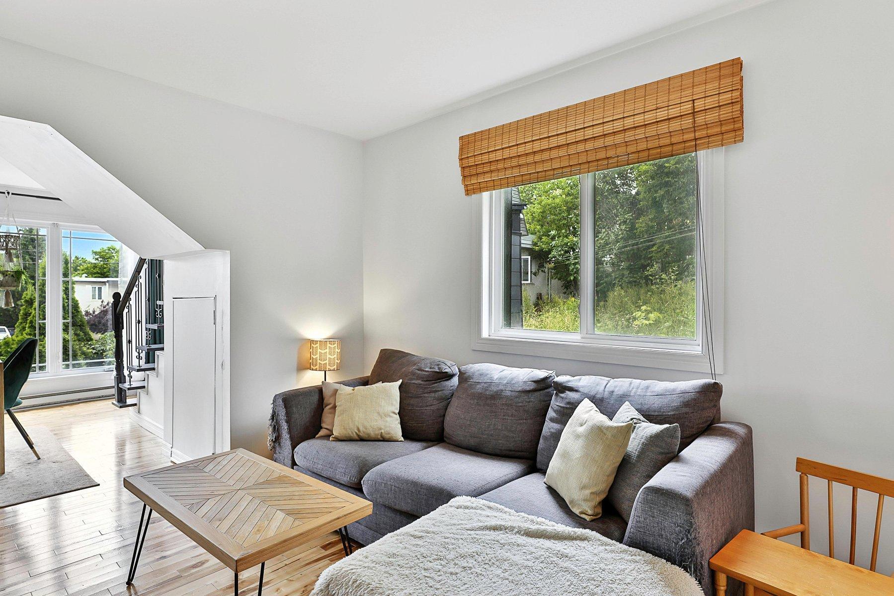 









357


Rue Latour

,
Saint-Jérôme,




QC
J7Z2H3

