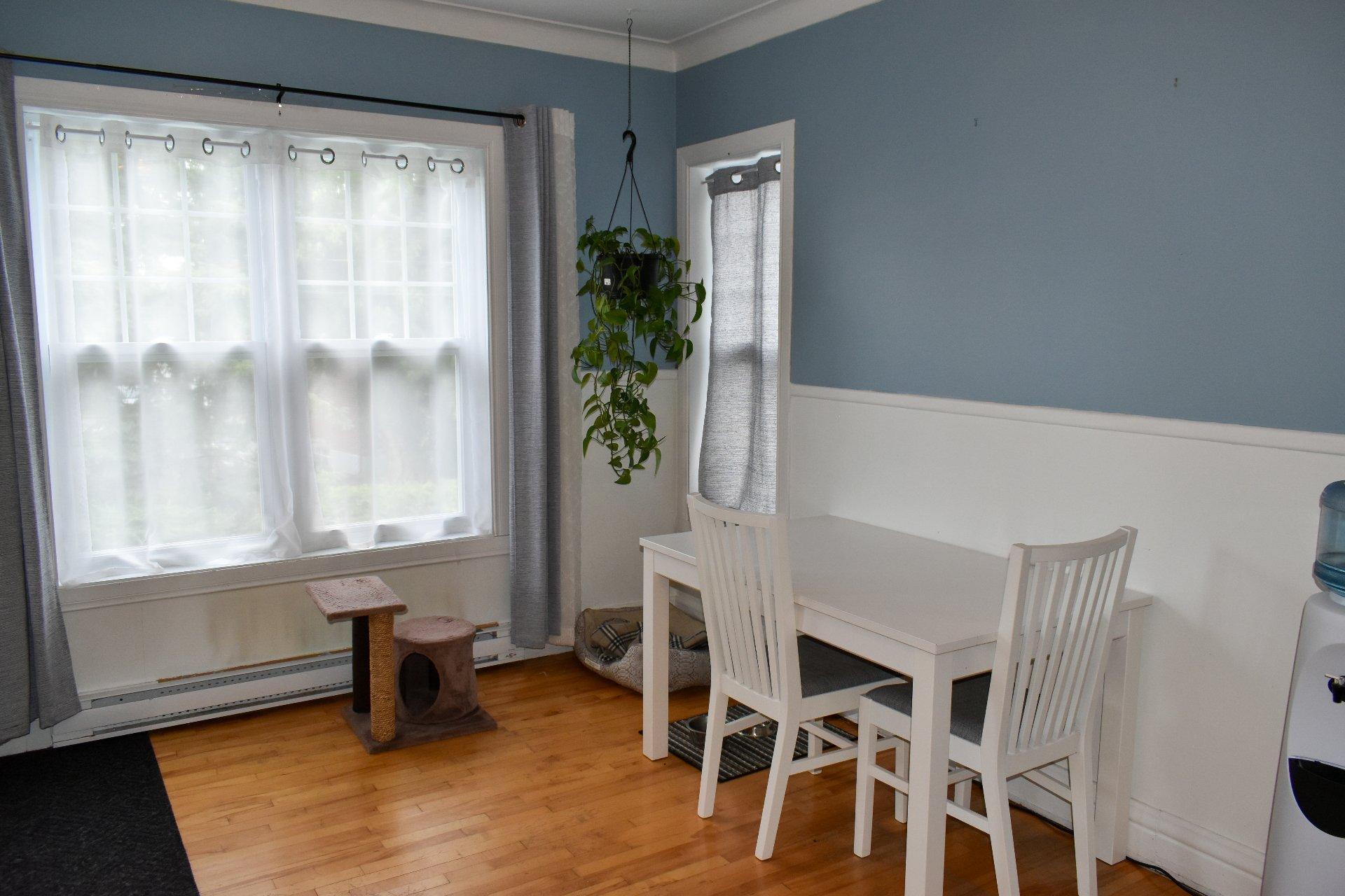 









270

 - 272


Rue Moisan

,
Drummondville,




QC
J2C1X1

