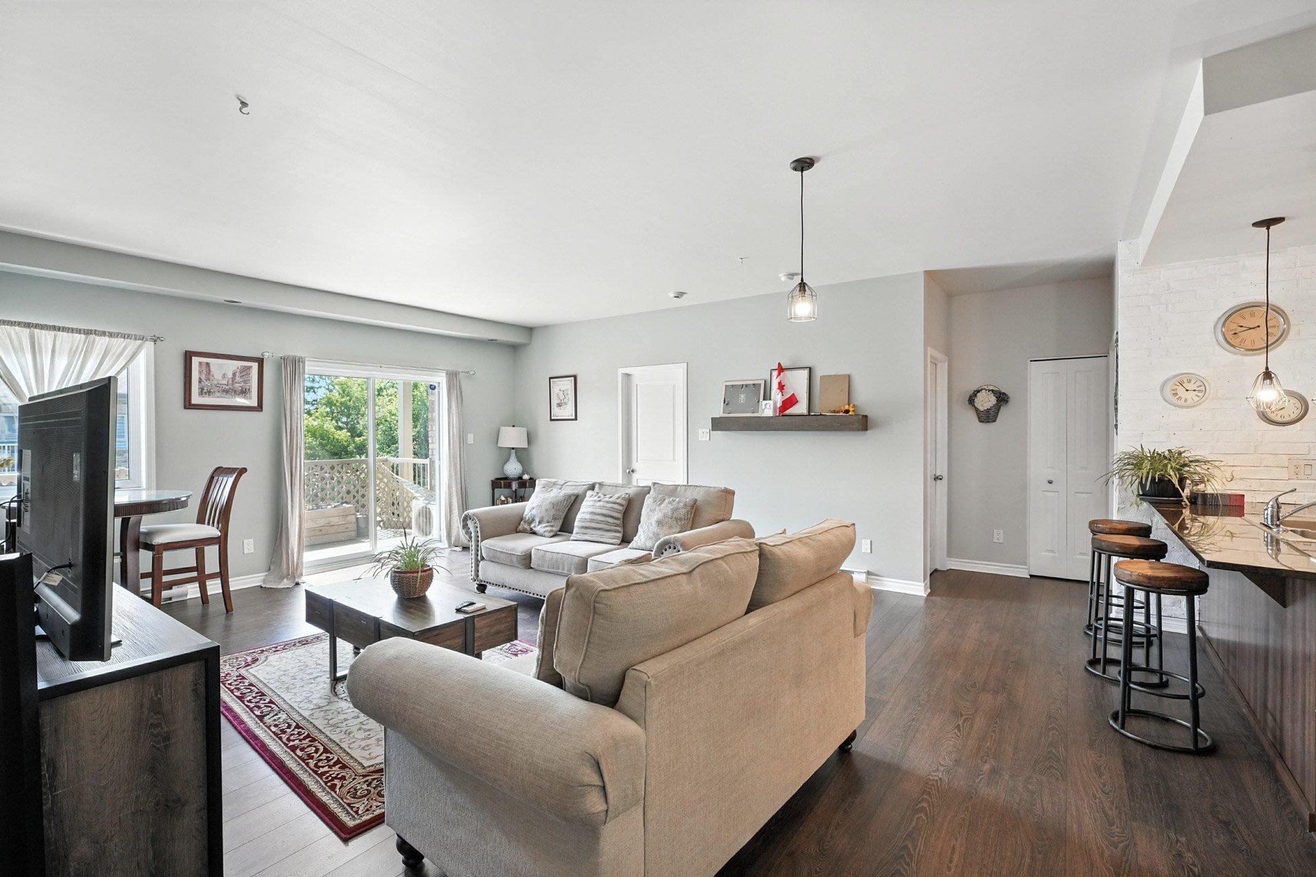 









20


Rue de Munich

, 10,
Gatineau (Aylmer),




QC
J9J1N3

