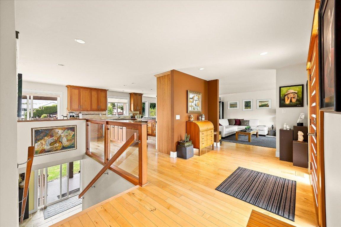 









1670


Pritchard

Drive,
West Kelowna,




BC
V4T 1X5

