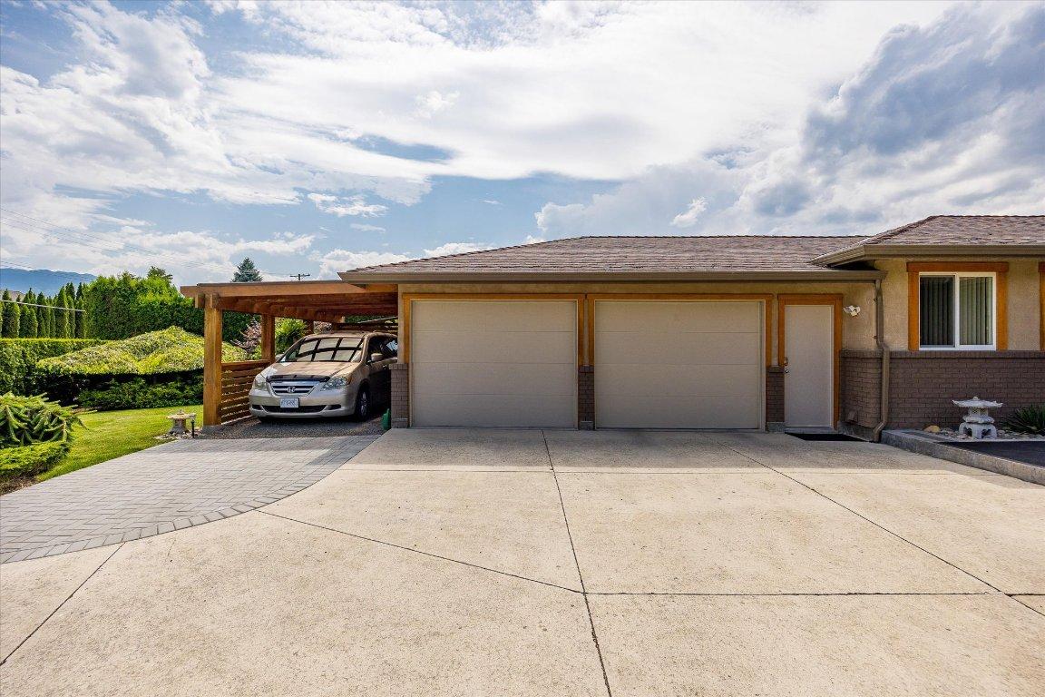 









1670


Pritchard

Drive,
West Kelowna,




BC
V4T 1X5

