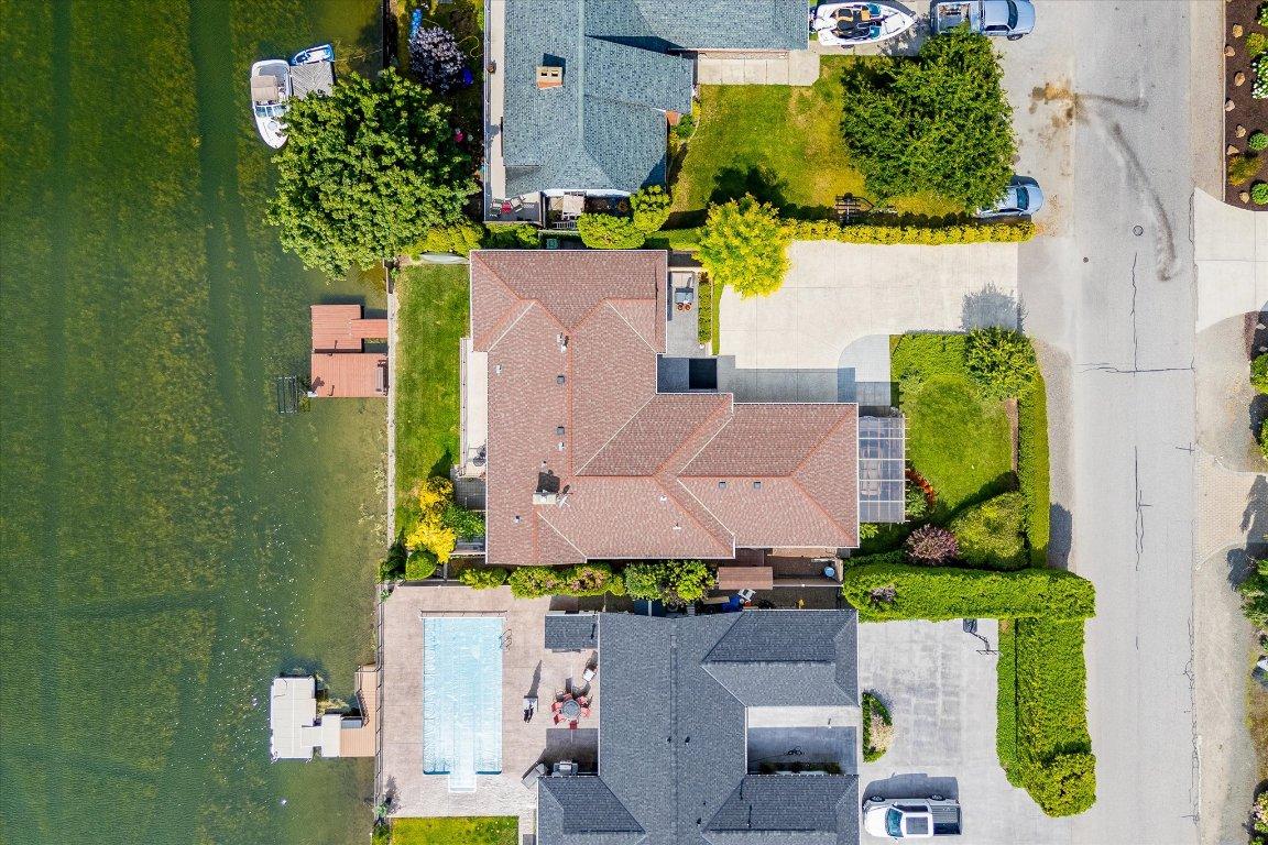 









1670


Pritchard

Drive,
West Kelowna,




BC
V4T 1X5

