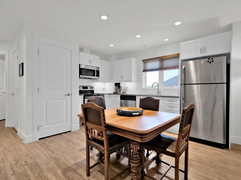 









5251


Buchanan

Road,
Peachland,




BC
V0H 1X1

