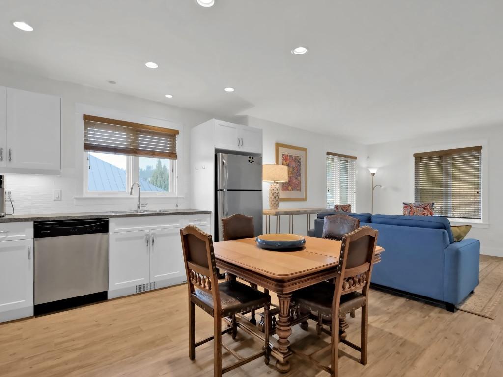 









5251


Buchanan

Road,
Peachland,




BC
V0H 1X1

