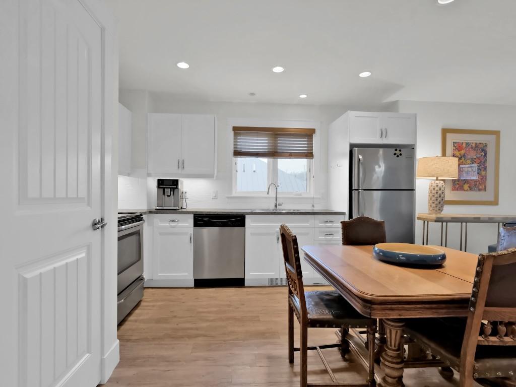 









5251


Buchanan

Road,
Peachland,




BC
V0H 1X1

