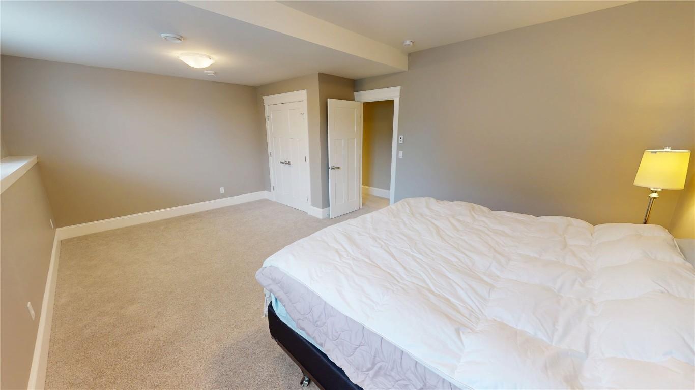 









800


22nd

Avenue,
Cranbrook,




BC
V1C 6Y7

