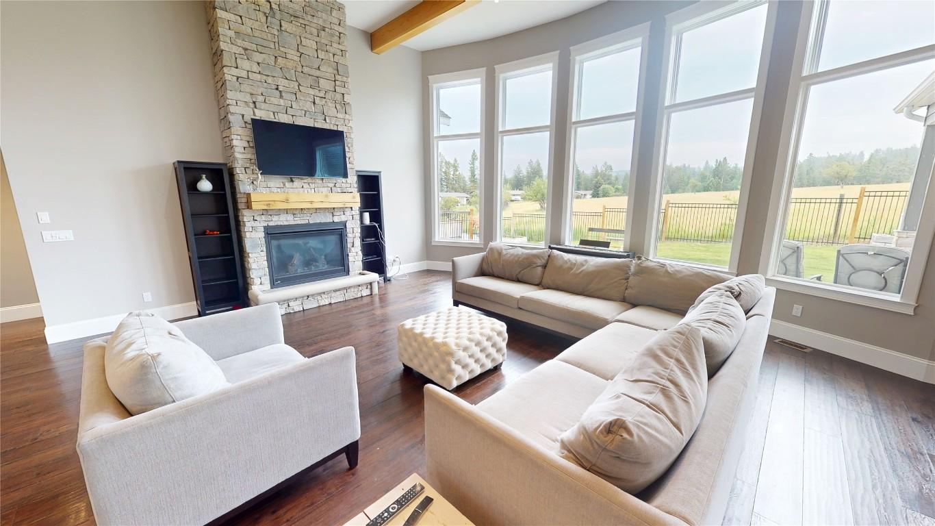 









800


22nd

Avenue,
Cranbrook,




BC
V1C 6Y7

