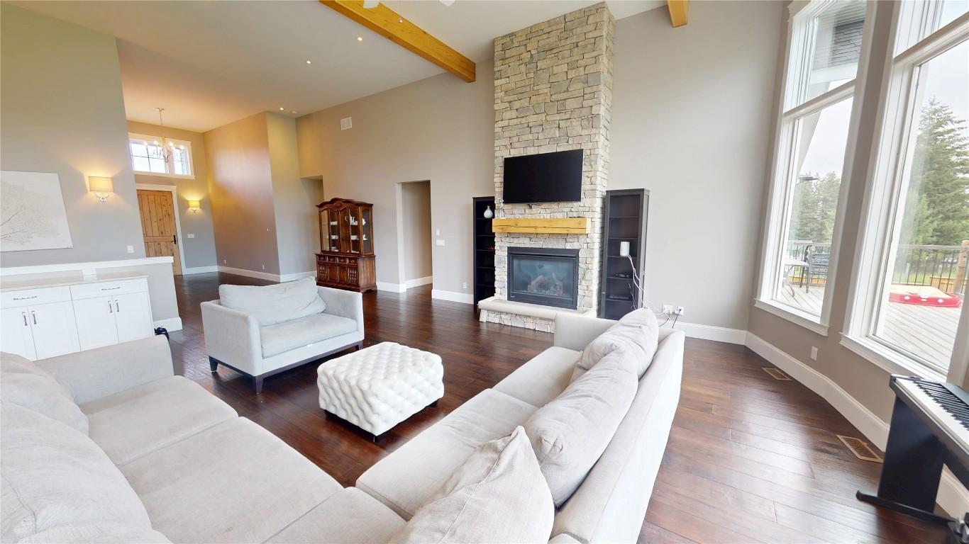 









800


22nd

Avenue,
Cranbrook,




BC
V1C 6Y7

