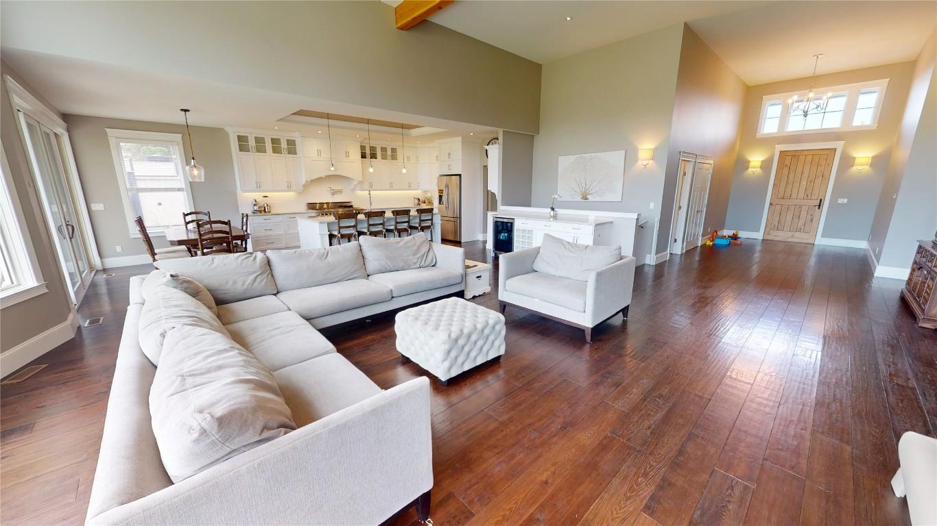 









800


22nd

Avenue,
Cranbrook,




BC
V1C 6Y7

