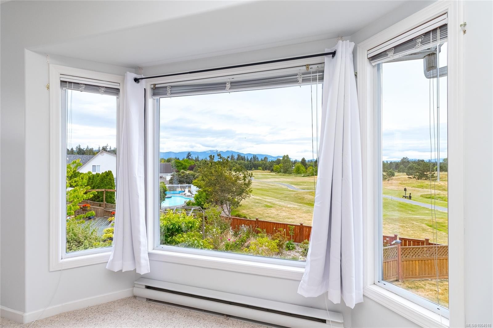 









639


Eagle Tree

Close,
Parksville,




BC
V9P 2N9

