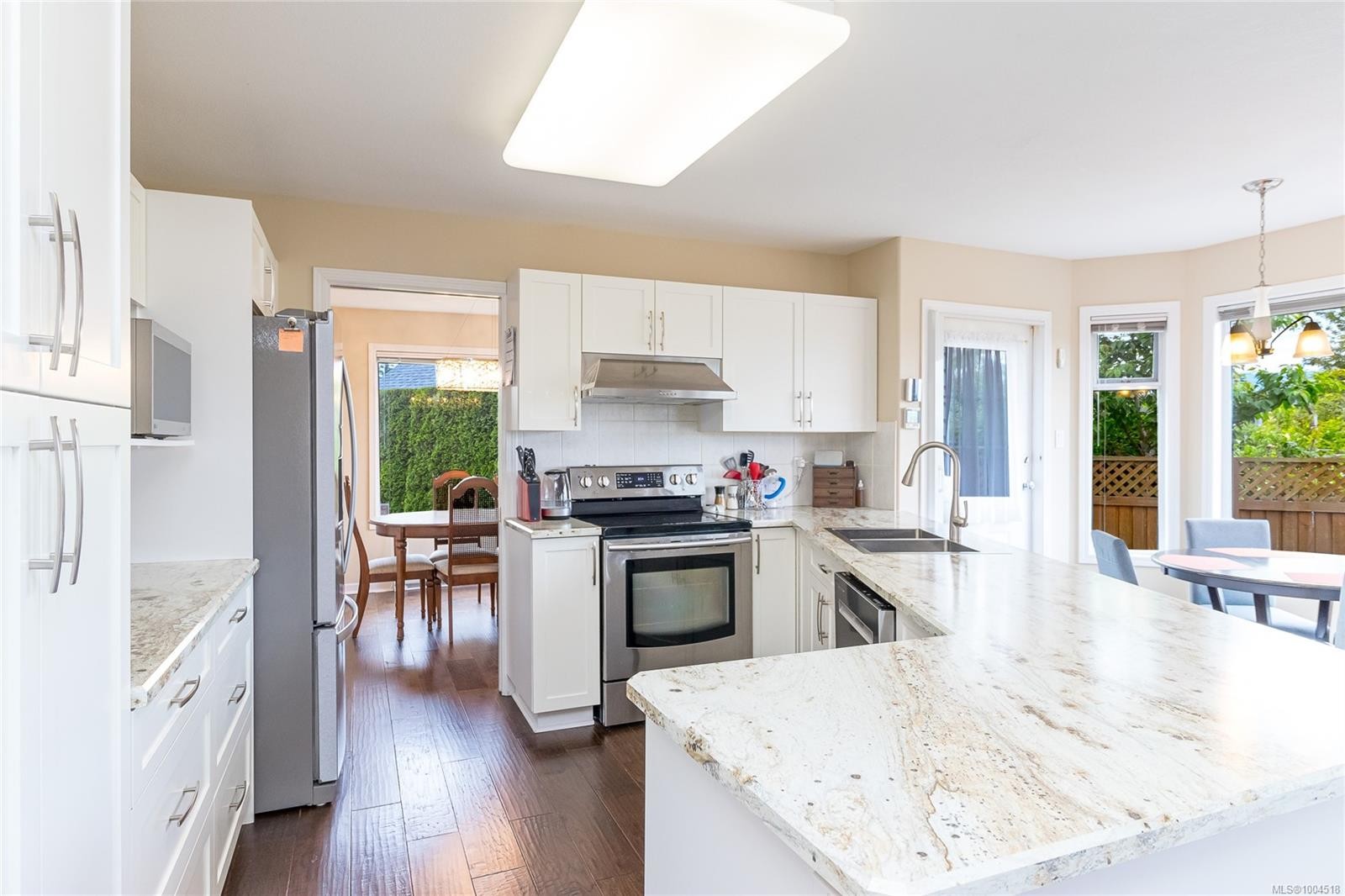 









639


Eagle Tree

Close,
Parksville,




BC
V9P 2N9

