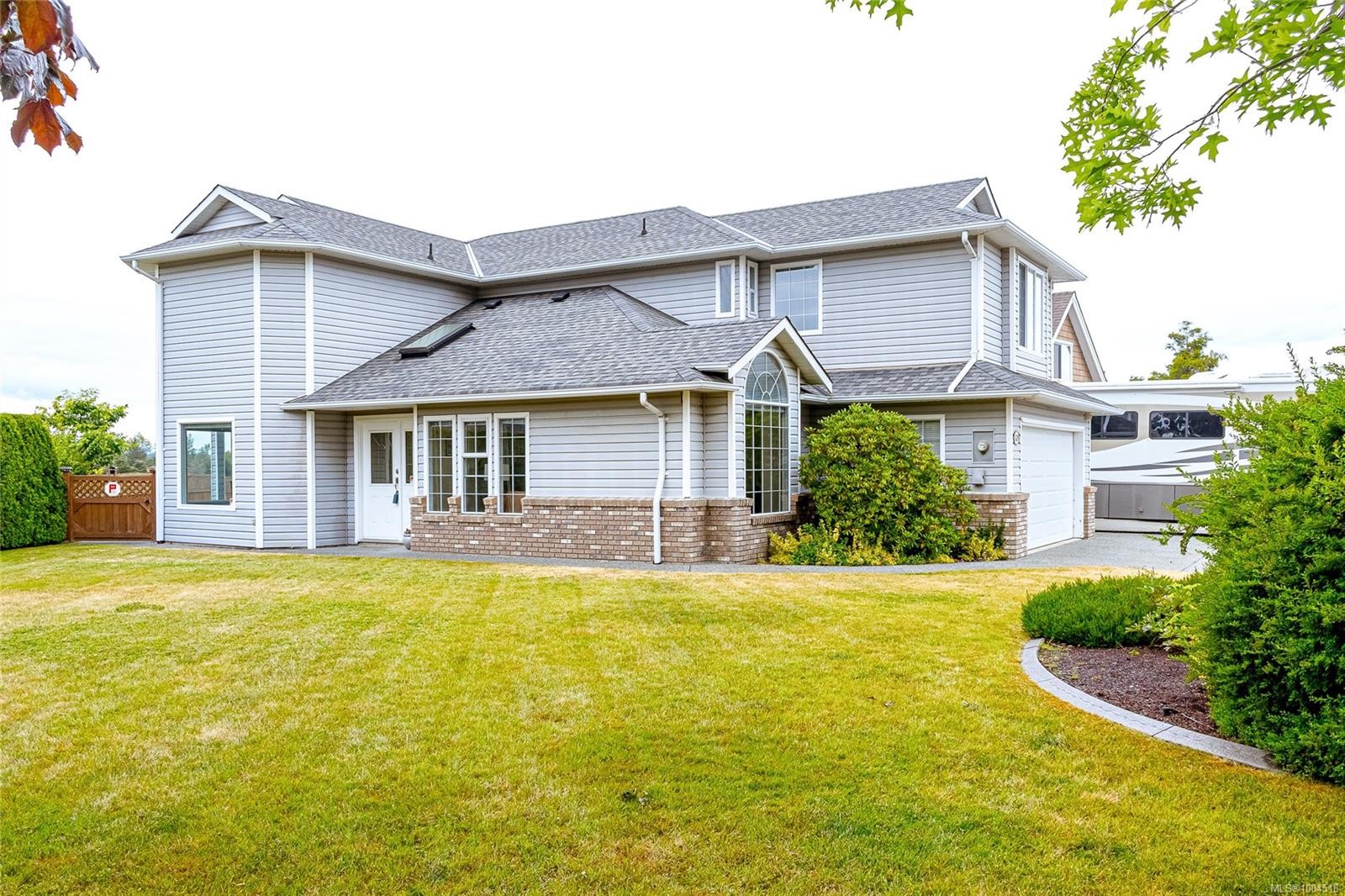 









639


Eagle Tree

Close,
Parksville,




BC
V9P 2N9

