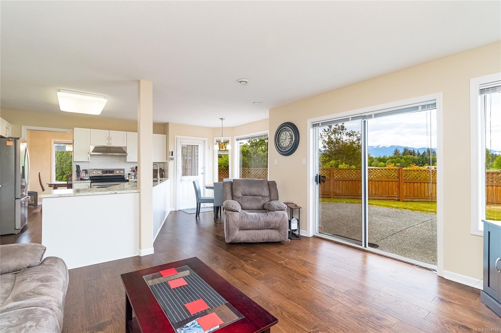 









639


Eagle Tree

Close,
Parksville,




BC
V9P 2N9

